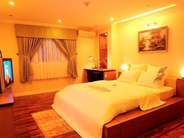 Apartment Golden Globe